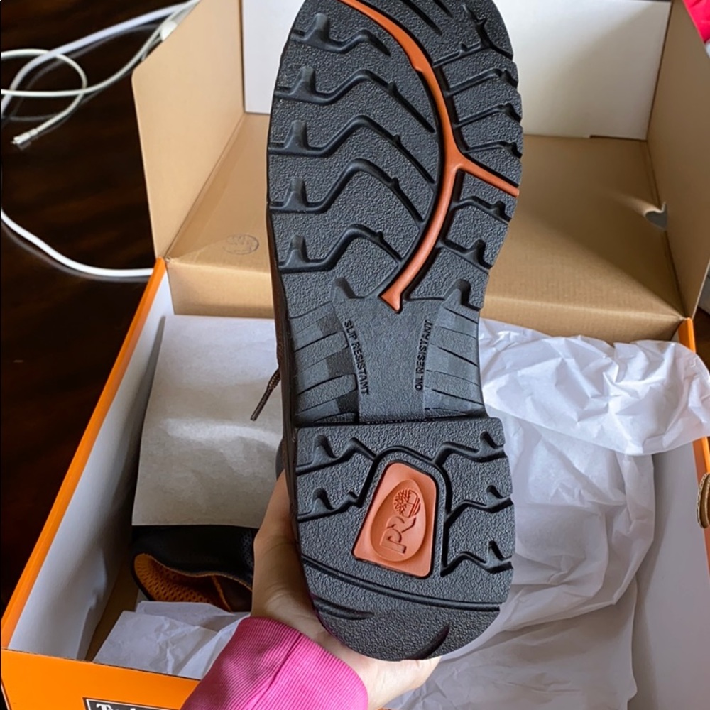 Boots - Picture 2 of 4
